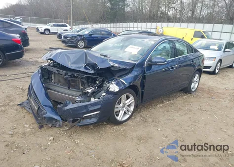2014 Volvo S60 T5 z USA, uszkodzony, nr VIN YV1612FS5E2271329